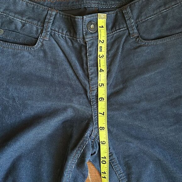 Eddie Bauer Navy Blue low rise Corduroy Jeans. Size 6 Petite - Picture 6 of 8